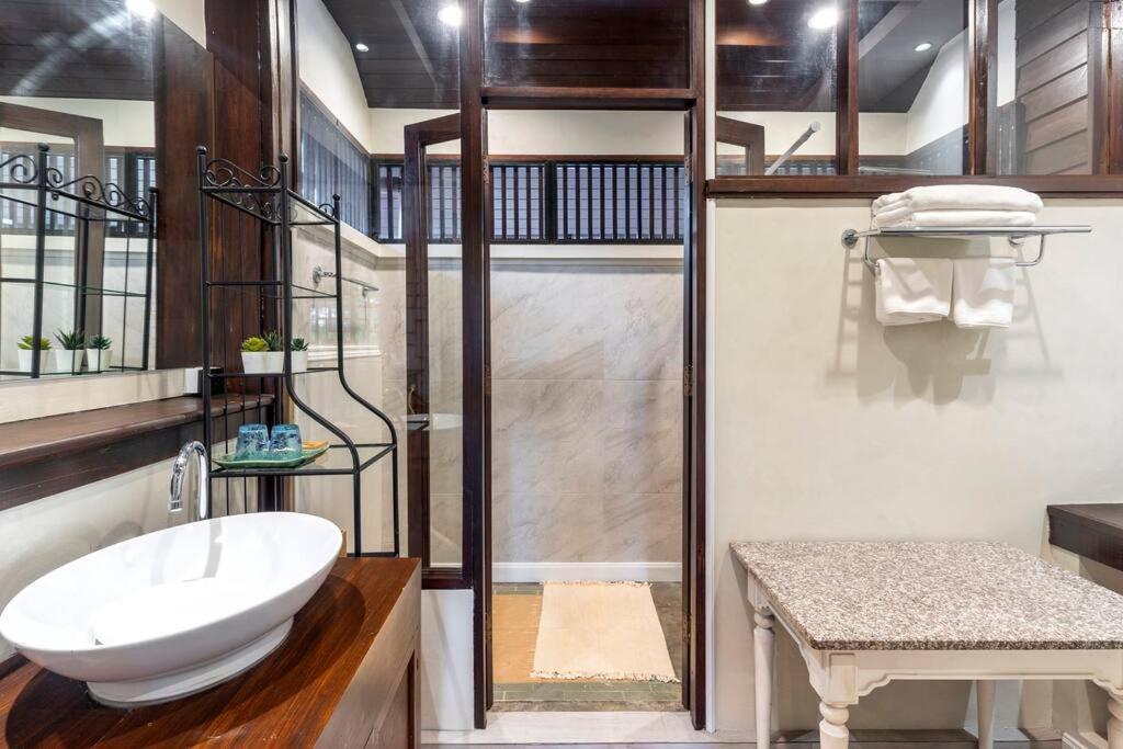Sclass Villa & Swimming Pool , 10 Min From Airport Чиангмай Екстериор снимка